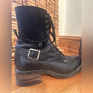 Taos Crave Boots Women’s size 38